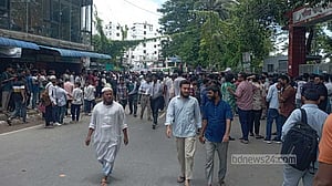 পটিয়া থানা ঘেরাও, মহাসড়কে বৈষম্যবিরোধীদের অবস্থান