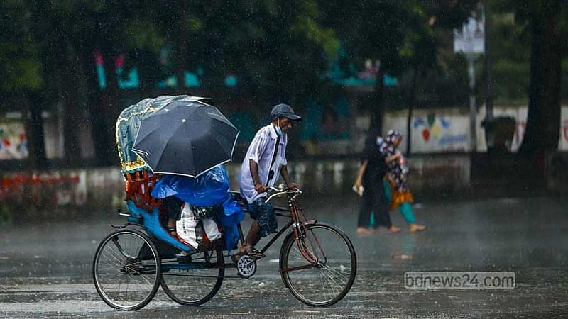 তিন বিভাগে ভারি বৃষ্টির আভাস