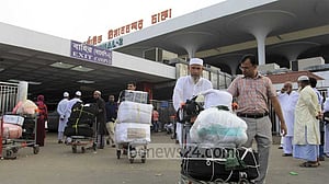 দেশে ফিরেছেন ৬৫ হাজার হাজি, মৃত্যু ৪২ জনের