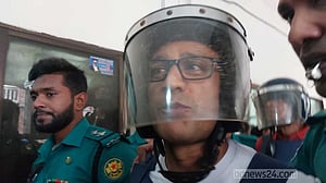 আদালতে ব্যারিস্টার সুমন, খোঁজ নিলেন ফুটবল একাডেমির