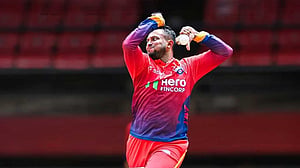 এবার ব্যাটিংয়ে ব্যর্থ সাকিব, বোলিংয়েও উইকেটশূন্য