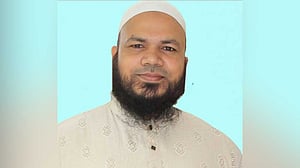 শরীয়তপুরে ডেঙ্গুতে কলেজ শিক্ষকের মৃত্যু