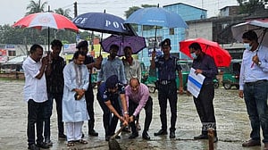 সিরাজগঞ্জে নির্মাণ করা হচ্ছে ‘জুলাই স্মৃতিস্তম্ভ’