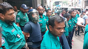 এই দিন দিন না, আরও দিন আছে: আদালতে সোলায়মান সেলিম