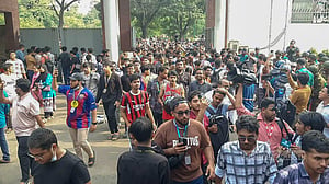 বিক্ষোভের মধ্যে শিক্ষা সচিবকে প্রত্যাহার