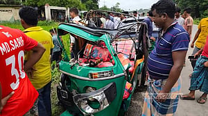 সিলেটে তিন যানের সংঘর্ষে তরুণ নিহত, আহত ৫
