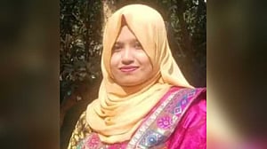 টঙ্গীতে ম্যানহোলে পড়ে নিখোঁজ নারীর লাশ ৩৬ ঘণ্টা পর উদ্ধার