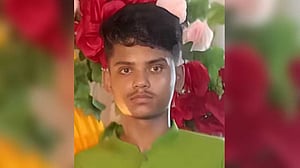 লেকে ডুবে কিশোরের মৃত্যু, বন্ধুরা বলছে ‘বাজি’, পরিবারের দাবি হত্যা