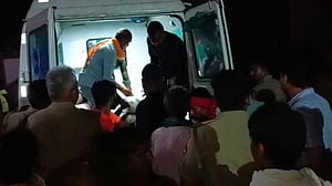 ভারতে আবার মন্দিরে পদদলনের ঘটনা, এবার নিহত ২