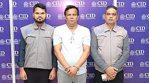 অটাম লুপ অ্যাপারেলসের এমডি গ্রেপ্তার