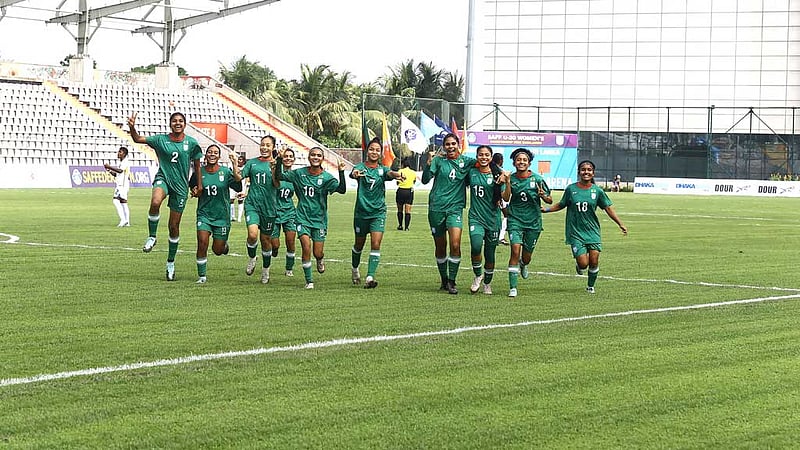 সাগরিকার হ্যাটট্রিক, শ্রীলঙ্কাকে ৯ গোল দিয়ে শুরু বাংলাদেশের
