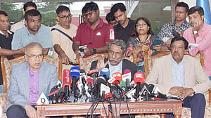এনসিসির বিরোধিতায় এনসিপির ‘হতাশা’, ঐকমত্য কমিশনের ‘অপেক্ষা’