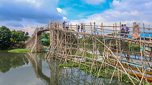বাঁশের সাঁকোই ভরসা ঢাকা সিটির হাজারো মানুষের