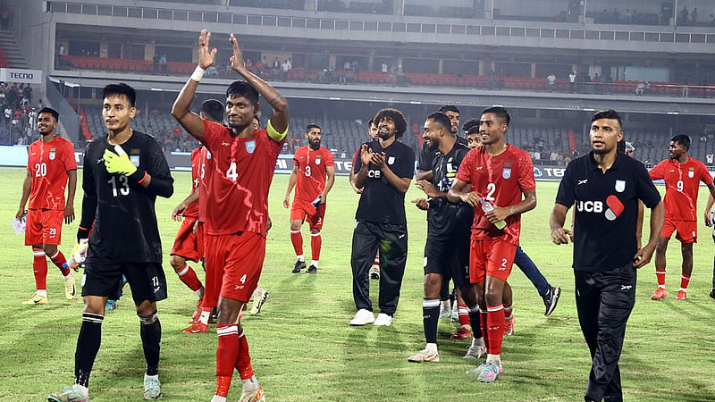 ‘হামজার কাছ থেকে সবসময় শিখছি আমরা’