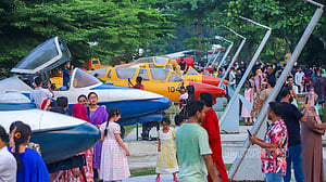 বিমান জাদুঘরে ঈদ বিনোদন
