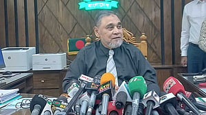 যৌথ ঘোষণায় ‘সই নেই’, ভরসা পাচ্ছেন না সিইসি