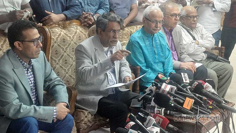 সর্বোচ্চ ১০ বছর প্রধানমন্ত্রিত্বের পক্ষে ২৭ দল, বিপক্ষে ৩