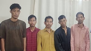 ‘অপহৃত’ ৫ মারমা যুবককে রাঙ্গুনিয়ার পাহাড় থেকে উদ্ধার