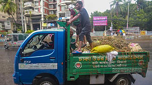 কোরবানি: দিনের বর্জ্য দিনেই সরাতে চায় ঢাকার দুই সিটি
