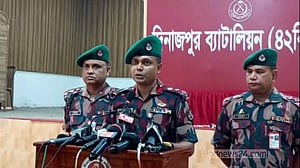 দিনাজপুর সীমান্তে চামড়া পাচার, ‘পুশইন’ ঠেকাতে বিজিবির টহল জোরদার