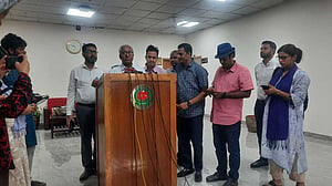 ভোটার তালিকা আইন সংশোধনের অপেক্ষা, সেপ্টেম্বরে কেনাকাটা শেষ করতে চায় ইসি