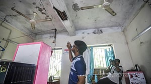 এক বিলিয়ন ডলার দান: আমাদের মেডিকেল অ্যালামনাই কোথায়?