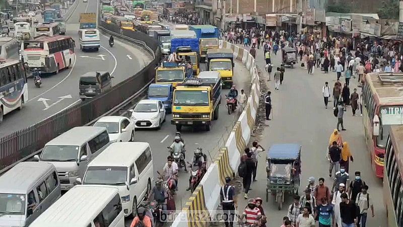 ঈদযাত্রায় পথে পথে যানজটের ভোগান্তি