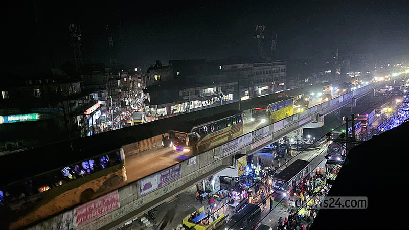 ঢাকা-ময়মনসিংহের পথে গড়গড়িয়া মাস্টারবাড়ি থেকে সিডস্টোর পর্যন্ত তীব্র যানজট