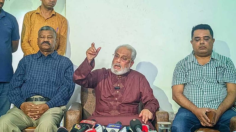 একতরফা নির্বাচনে উঠে পড়ে লেগেছে সরকার, অভিযোগ জিএম কাদেরের