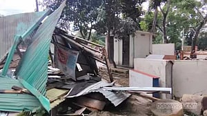 গোপালগঞ্জে ‘জ্ঞানের আলো পাঠাগার’ উচ্ছেদ, ক্ষোভ