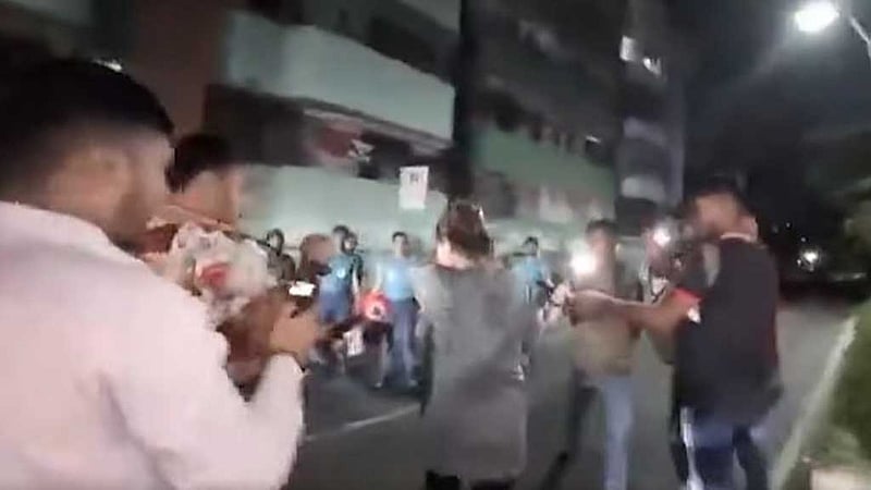 ক্যামেরা তাক করে তল্লাশি, আস্থা না আতঙ্ক?