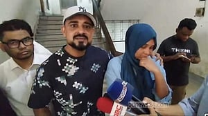 ২৫ লাখ টাকার আপস: যৌতুকের মামলা থেকে রেহাই পেলেন খুলনা টাইগার্সের ইকবাল