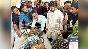 নগর ভবনে ইশরাক সমর্থকদের ওপর হামলার অভিযোগ