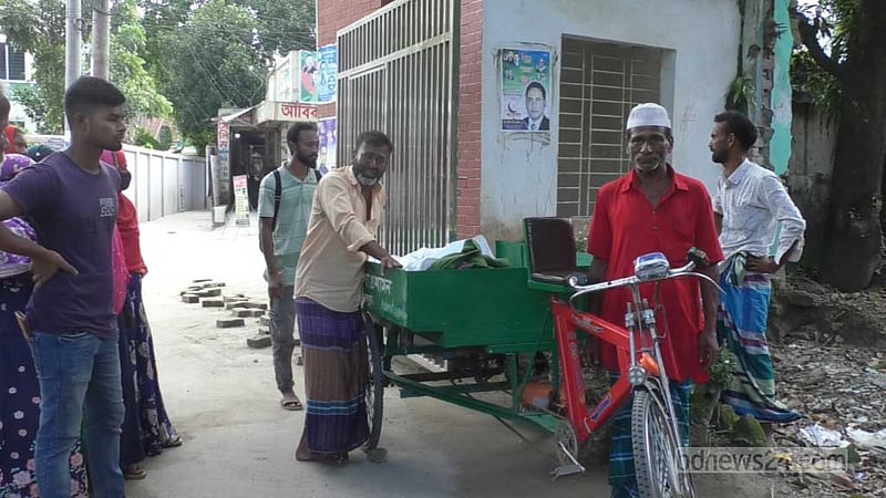 জামালপুরে ইউপি সদস্যকে ঘর থেকে টেনে বের করে কুপিয়ে হত্যা