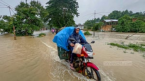 টানা বর্ষণে ডুবেছে খাগড়াছড়ির নিম্নাঞ্চল, পাহাড় ধস