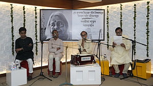 খামখেয়ালী সভায় গান-আবৃত্তি, স্মৃতিচারণে সন্‌জীদা খাতুন স্মরণ