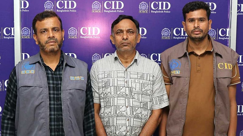 সাবেক মেয়র তাপসের 'সহযোগী' হত্যা মামলায় গ্রেপ্তার