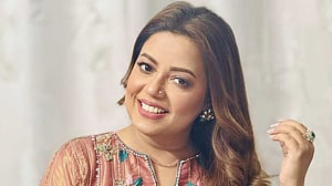 বিচ্ছেদের খবর জানিয়ে যা লিখলেন কনা