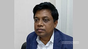 জ্ঞাত আয় বহির্ভুত সম্পদ: কুষ্টিয়ায় কলেজ শিক্ষকের বিরুদ্ধে দুদকের মামলা