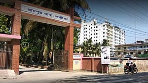 লক্ষ্মীপুরে ছেলেকে মাদক ব্যবসায় বাধা দেওয়ায় বৃদ্ধকে কুপিয়ে হত্যা