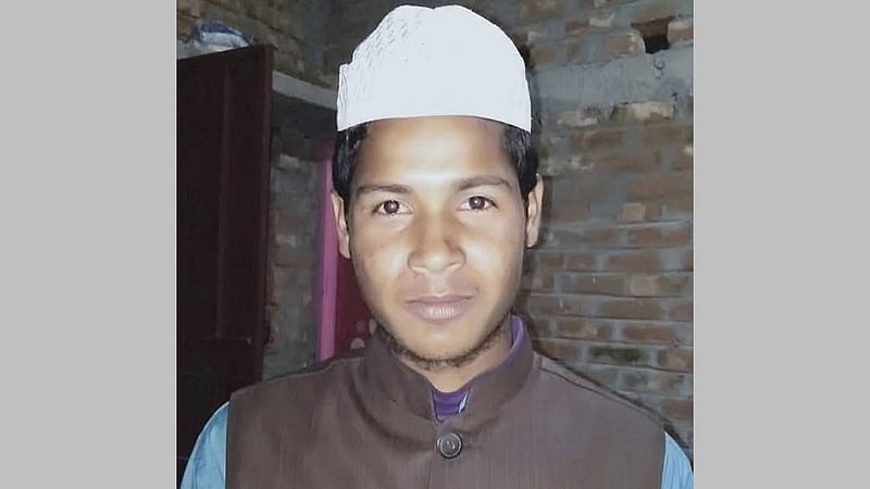 লালমনিরহাটে ঈদের সকালে স্ত্রীর গলায় ‘ছুরি চালালেন’ স্বামী