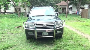 সাবেক প্রতিমন্ত্রী মোতাহারের ‘বিলাসবহুল’ গাড়ি জব্দ, চালক-সহযোগী আটক