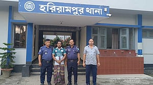 মানিকগঞ্জে বিএনপি নেতার বাড়িতে হামলার আসামি ছাত্রলীগ নেতা গ্রেপ্তার