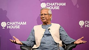 নির্বাচিত সরকারে থাকার আগ্রহ নেই: লন্ডনে ইউনূস