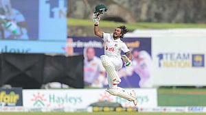 প্রথম দিনে শান্ত-মুশফিকের সেঞ্চুরি