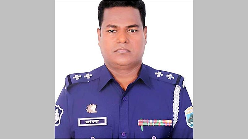 মামলা থেকে নাম কাটতে ৫ লাখ টাকা ‘ঘুষ দাবি’, এসআই বরখাস্ত