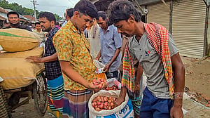 কৃষকের পেঁয়াজের বাজার