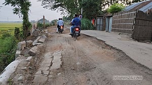 বেহাল ভেড়ামারা-হাদল সড়ক, দুর্ভোগ চরমে