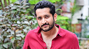 পরমব্রতর রাতের ঘুম উধাও হয়েছে যার জন্য