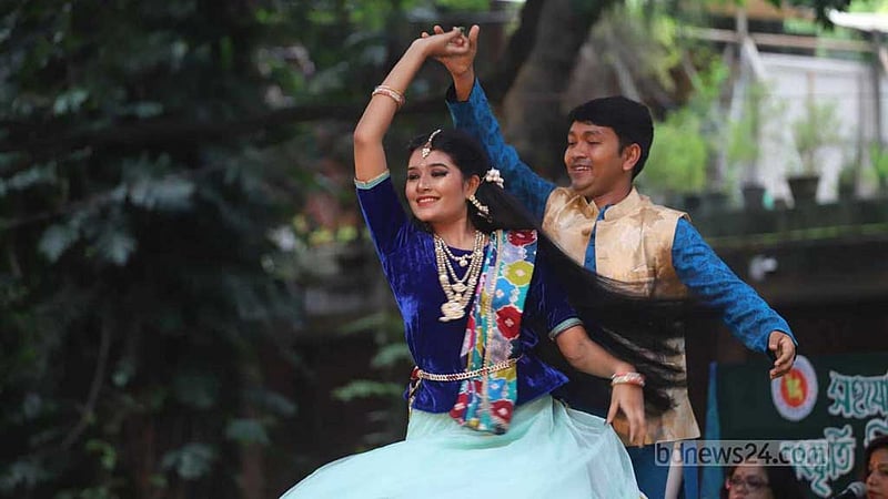 ধরিত্রীকে সবুজ করার আহ্বান বর্ষা উৎসবে